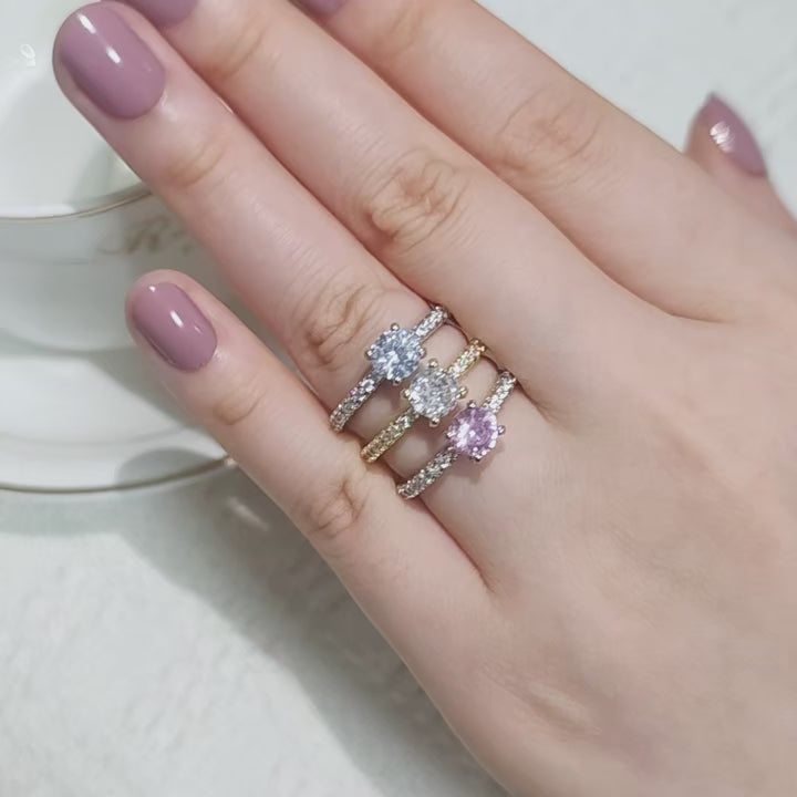 Minimal CZ Engagement Ring – Elegant Everyday Sparkle